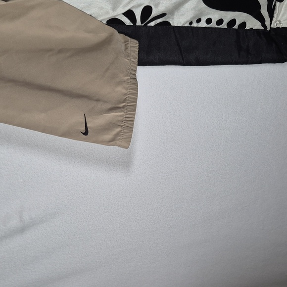 NIKE Jacket - Picture 4 of 5